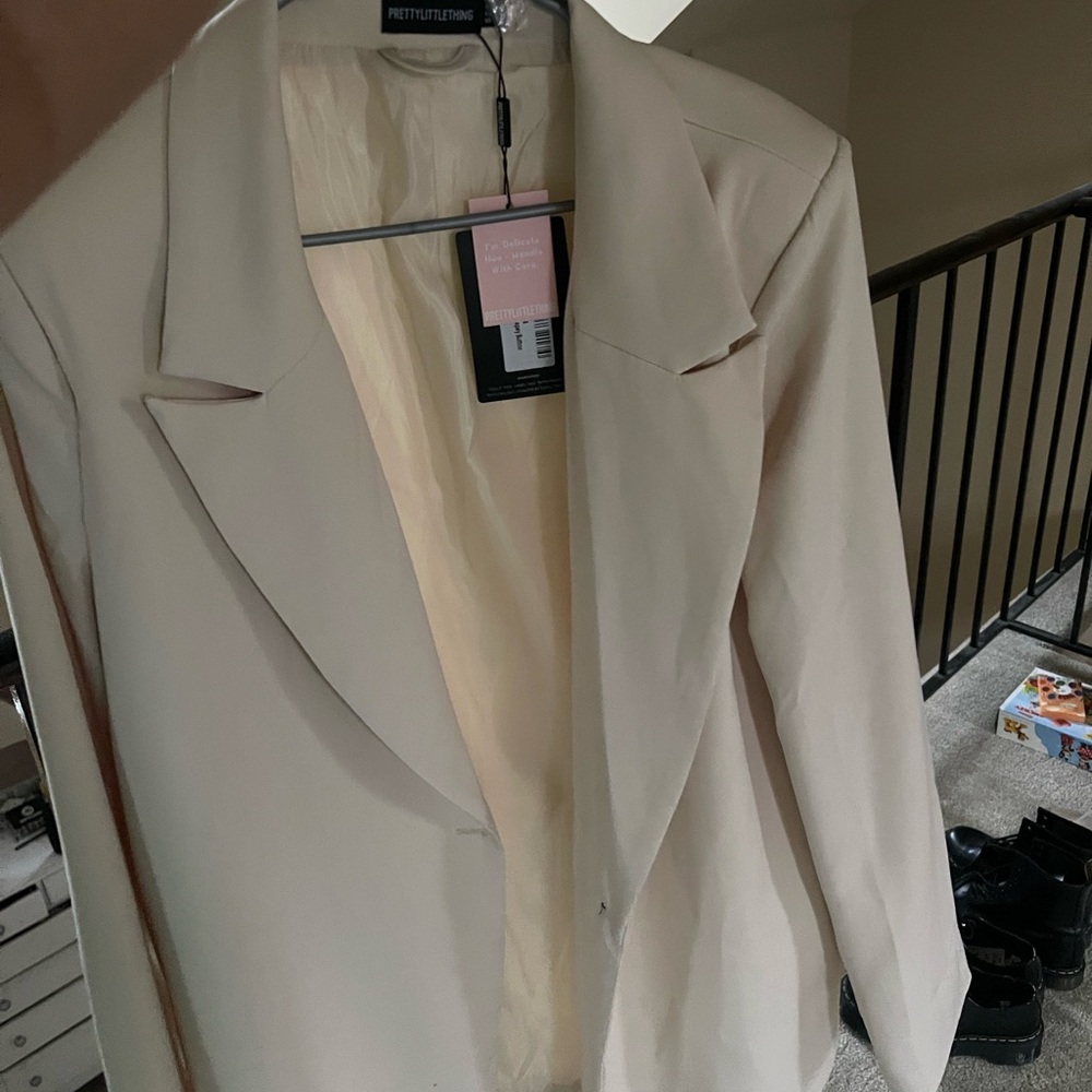 PLT cream blazer, never been worn